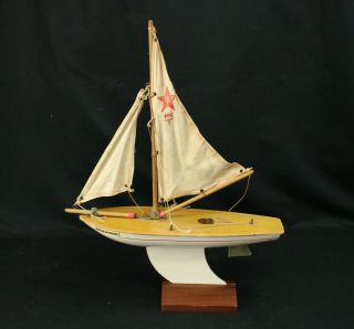 Vintage Star Yacht Endeavour I Wood Toy Sail Boat Model W/stand Made In England
