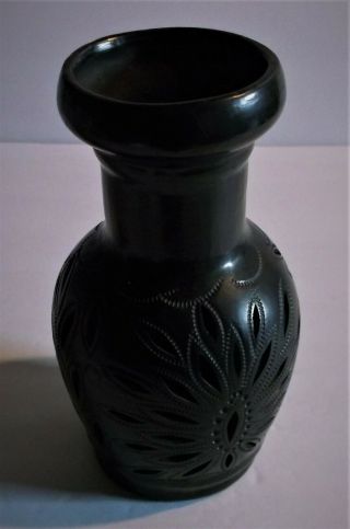 Vintage Oaxaca Mexico Black Clay Pottery Ornate Cut Out Pierced Vase 7.  25 " Tall