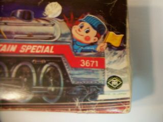 VINTAGE TIN TRAIN MOUNTAIN EXPRESS 3671 MADE IN JAPAN BATTERY OPERATED 3