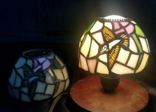 Set Of 2 Vtg Sm Tiffany Style Stained Leaded Art Glass Lamp Shades Hummingbird