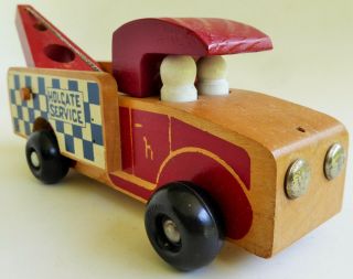 VINTAGE HOLGATE SERVICE TOW TRUCK MODEL WOODEN KIT PULL TOY WITH PEOPLE 3
