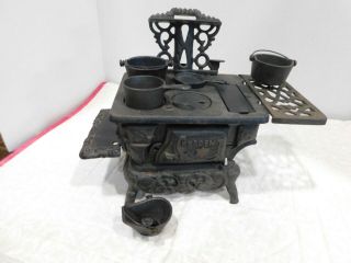 Vintage Crescent Cast Iron Toy Stove W/pots And Pans