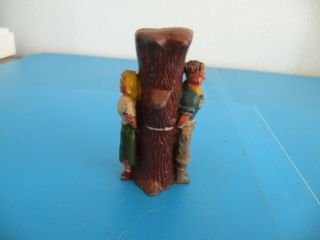 Wild West Cowgirl & Cowboy Tied To Tree Lead Toy Soldier Timpo Crescent H1 - H2