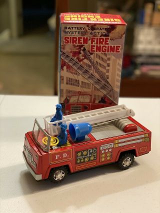 Vintage Yano Made In Japan Tin Battery Operated Fire Truck