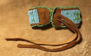 1 Large Native American Lakota Sioux Lazy Stitch Beaded Wrist Band 2