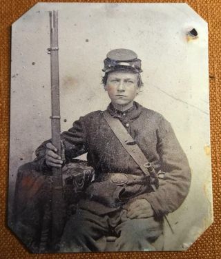 Young Civil War Union Soldier With Musket Bayonet Scabbard Rp Tintype C1183rp