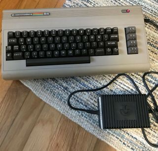 Vintage Commodore 64 computer including box,  accessories,  user guide 3