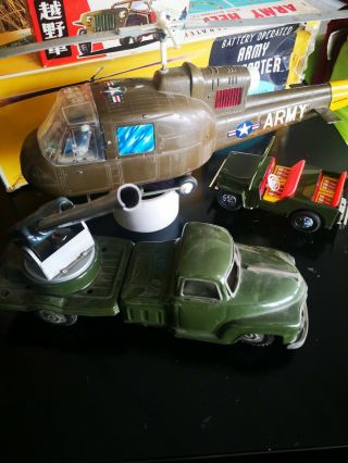 Tin Plastic Vintage Toys Japan/china Military
