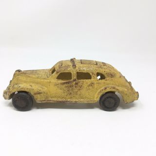 Vintage Cast Iron Yellow Taxi Cab Car W/black Wheels Collectible Die Cast Toy