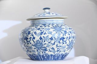 Antique Chinese Porcelain Blue And White Floral Ginger Jar