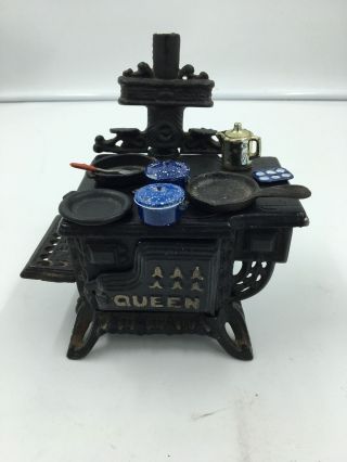 QUEEN - Vintage Cast Iron Kitchen Wood Cook Stove Miniature Toy w/ Pots & Pans 2