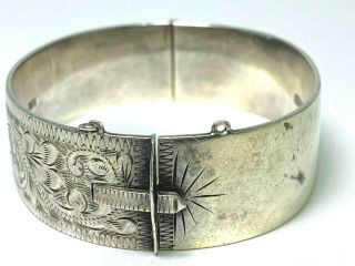 Vintage Sterling Silver British Etched Hinged Bangle Bracelet 1964
