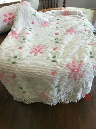Vintage Pink Floral Chenille Bedspread 100 Cotton 96 " X104 " Plush