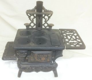 Vintage Cresent Cast Iron Salesman Sample Miniature Toy Stove With Accessories