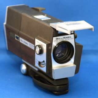 Bell & Howell Autoload 442 Vintage Movie Camera Zoom F/1.  9 11 - 35mm Lens Japan