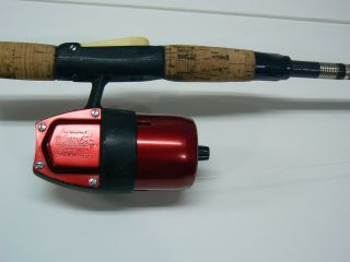 Vintage Bronson True Temper 63l Professional Uni - Spin Rod,  Reel,  Left,  Red,