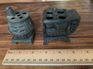 Vintage Queen Cast Iron Miniature Stove Salesman Sample And Pot Belly Stove