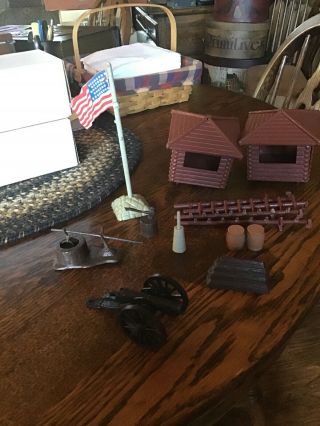 Vintage Marx Fort Apache Playset 4685 Accessories Circa 1968,  Flagw/base Cannon