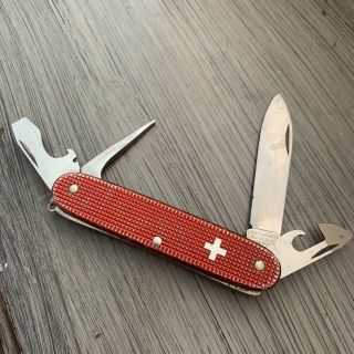 Victorinox Alox Pioneer Swiss Army Knife - Old Cross,  Red Scales,  Nickel Spacer 3