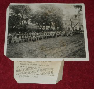 1929 Press Photo Connecticut Governor Foot Guards 1st Co Elysee Palace France