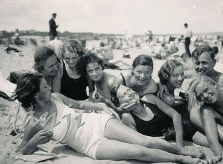 Lucky Young Man With 8 Shapely Swimsuit Girls In Orgy Pile On Beach 1933 Photo