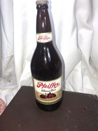 Vintage Pfeiffer Famous Beer Bottle St Paul Minn.  G.  Heileman Brg Co.  Quart
