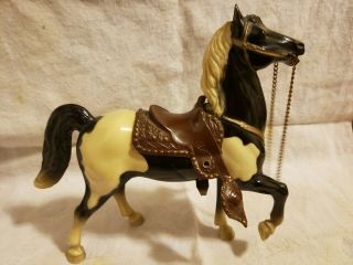 Hartland Black&white Horse W/saddle