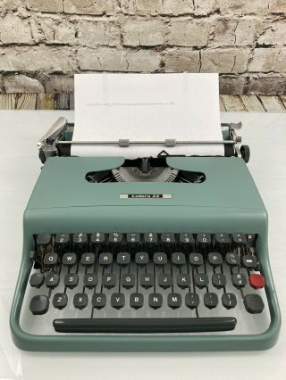 Vintage Underwood Olivetti Lettera 22 Portable Typewriter Case