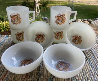 Vintage Fire King Esso Exxon “tiger In Your Tank” Milk Glass Cereal Bowls & Mugs