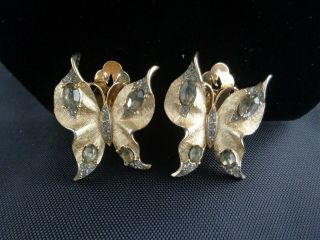 Vintage Signed Crown Trifari Butterfly Rhinestone Gold Tone Clip On Earrings