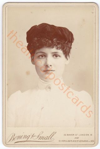 Victorian Stage Actress Agnes Lyndon.  Boning And Small Cabinet Card Photo