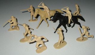 Marx 1950s Fort Apache Light Tan Pioneers With Two Cavalry Horses