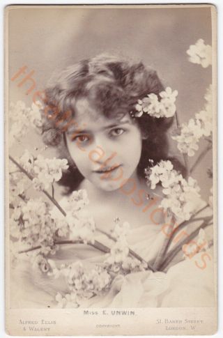 Victorian Stage Actress Edythe Unwin.  Ellis & Walery Cabinet Card Photo
