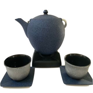 Japanese Wazuqu Cast Iron Teapot Set (with Tea Cups) Blue