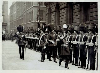 1921 Photo Japanese Hirohito & Prince Of Wales Reviews Grenadier Guards