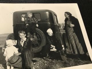 Vintage Photo Ma & kids Dust Bowl Ford Car kid on spare tire CONOCO OIL STICKER 4
