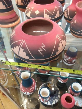 South Dakota Authentic Indian Vase Sioux Native American Red Tan