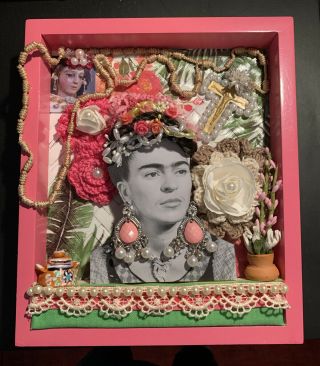 Frida Kahlo Mexican Assemblage Craft Shadow Box 3d Diorama 7 1/2 X 9 1/2 In.