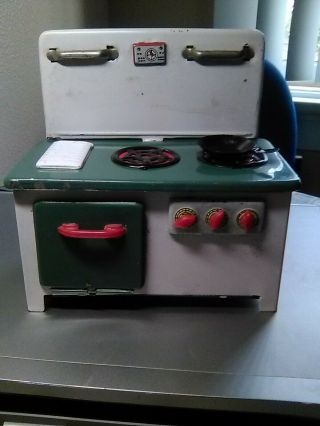 Vintage Tin Metal stove MM 702 Rare in 2