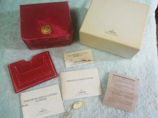 Vintage Omega 3510.  50.  00 & 3513.  50.  00 Speedmaster Watch Display Box (2)