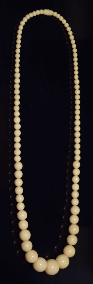 28” Art Deco Vintage French Faux Ivory Celluloid Graduated Round Bead Necklace