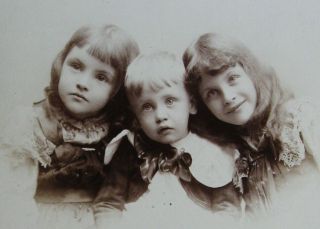 Cabinet Photo Of 3 Little Victorian Children Siblings Cincinnati Ohio