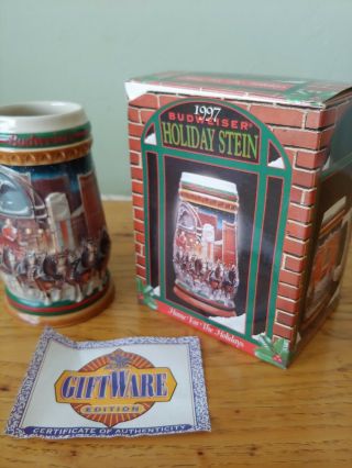 Vintage Budweiser Anheuser - Busch Home For The Holiday’s Stein 1997