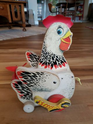 Vintage Fisher Price The Cackling Hen Wooden Pull Toy 120