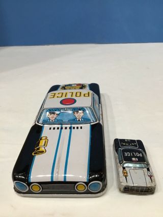 VINTAGE 1960 ' s Police Car Tin Litho Toy Friction Car MADE IN JAPAN with Mini Me 3