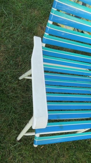 2 Matching Vintage Folding Lawn Chairs Beach Pool Vinyl Plastic Metal Teal Blue 3
