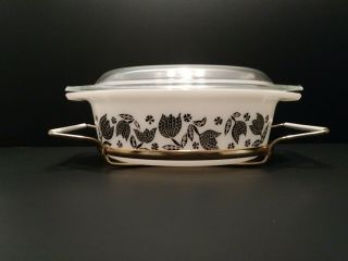 Vintage Pyrex 1 1/2 Qt.  Black Tulip Oval Casserole 043 With Lid And Cradle