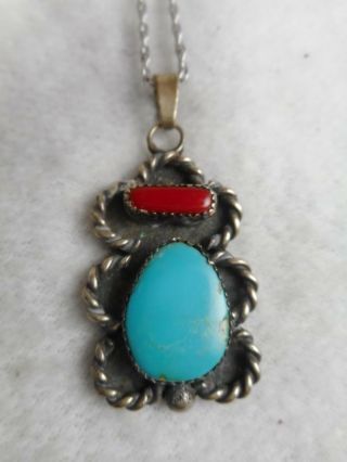 Vintage Navajo Turquoise & Coral Sterling Silver Pendant & 21.  5 " Chain Necklace