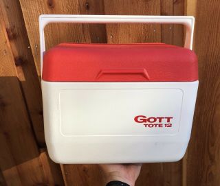 Vintage Gott Tote 12 Cooler White W/ Red Cover 1811/12,  Lunch Bucket - Freeship