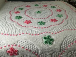 Vintage White Cotton Chenille Bedspread Pink & Green Flowers 90” X 104” Full Qn